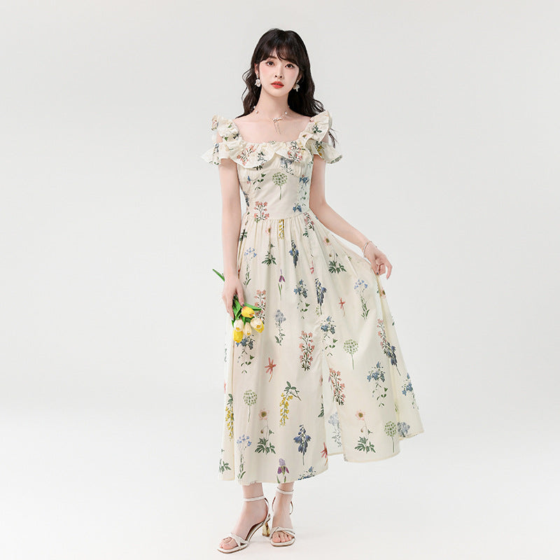 Sommerliches Chiffonkleid mit Blumenmuster und eckigem Ausschnitt