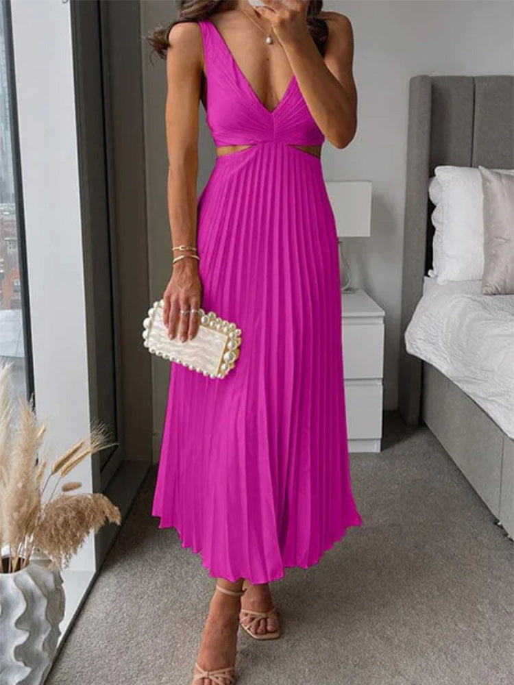 Elegant Sleeveless Pleated Dress