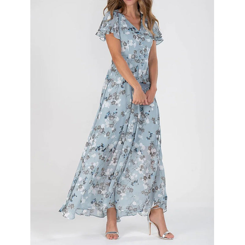 Kleid mit V-Ausschnitt und enger Taille