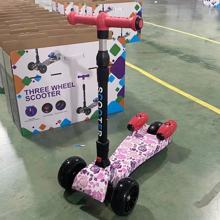 Kids Spray Smoke Foldable Electric Scooter with LED Lights