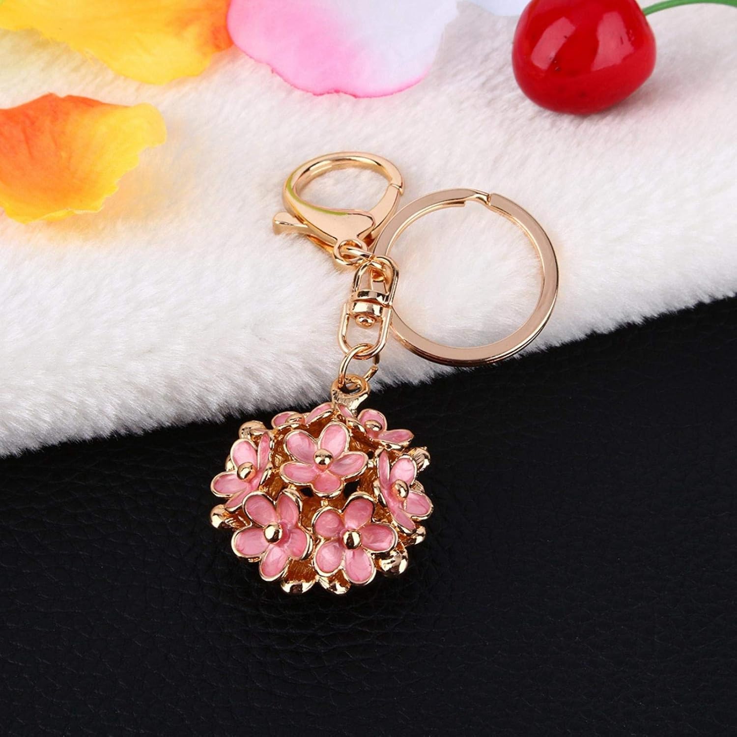 Keychains for Women, Flowers Ball Key Ring Alloy Keychain Accessories Gold Chain Rings Women Girls Men
