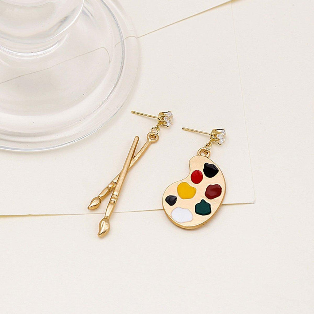 Künstlerische asymmetrische Ohrringe, Pinsel- und Zeichenbrett-Design, kreativer Schmuck