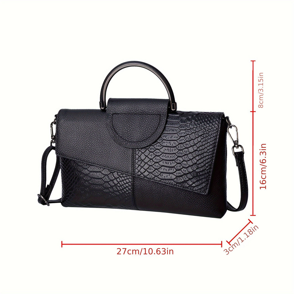 Schwarze, elegante Clutch mit Kroko-Prägung – mit Metallgriff und Schulterriemen